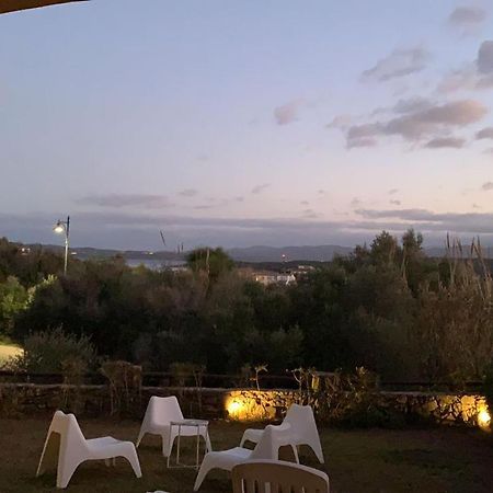 Villa Casa Adelaide, Oasi Di Pace Con Vista Mare Olbia Exterior foto